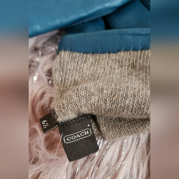 2 Pairs Of Elegant Teal Leather Gloves And Long Burgundy Leather Gloves - Picture 3 of 9